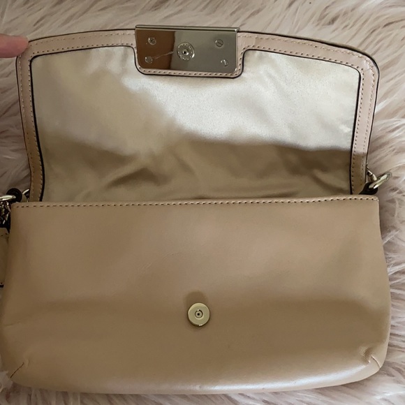 Coach clutch - Picture 8 of 9